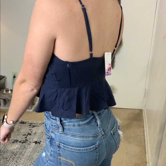 Dainty Hooligan Tied Shirt - Picture 2 of 6